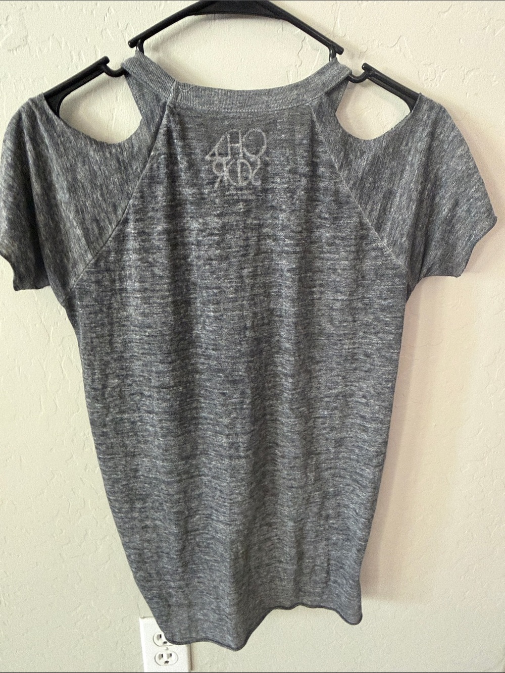 Chaser Charcoal Genesis Graphic Cold-Shoulder Tee with Front Knot - Picture 3 of 4
